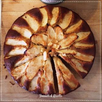 torta mele yogurt