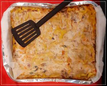 lasagna zucca salsiccia funghi