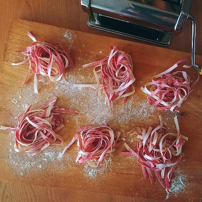 tagliatelle barbabietola