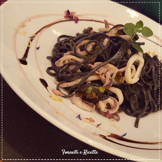 tagliolini nero seppia calamari